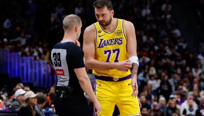 vsports官网-遭遇严防！东契奇27投11中&amp;三分13中3 空砍32+11+8&amp;正负值-17