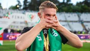 拉扯！记者：葡体今早要求约克雷斯明天归队训练，球员仍然拒绝